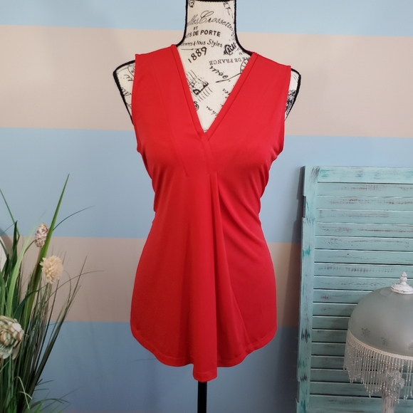 Dana Buchman Tops - 🥳Host Pick🥳Dana Buchman Tank Top